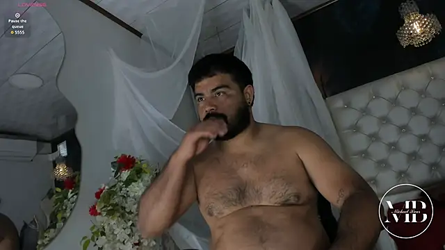 MichaelBear  online show from September 2025 02:28:01 PM