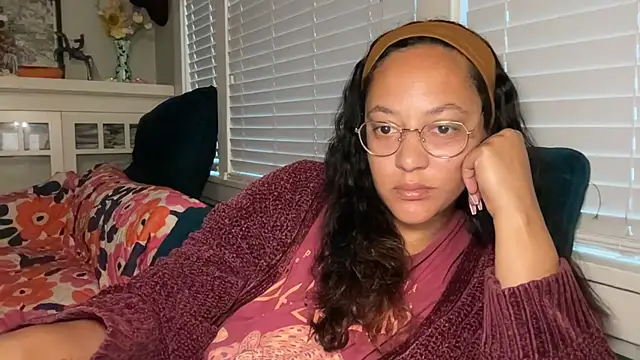 dreamyriri online show from April 2026 01:38:02 PM