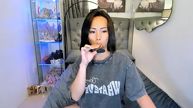 reighnempress online show from January 2026 01:05:02 PM