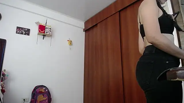 Moon lunita online show from March 2026 08:12:01 PM