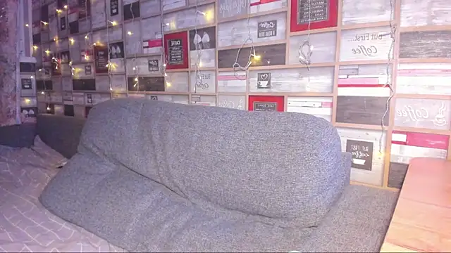 Snapshot of VickyBoobs chatting on September 2025 06:51:01 PM VickyBoobs online show from September 2025 06:51:01 PM