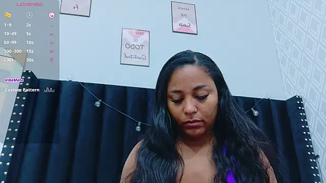 Snapshot of colombiamommy chatting on September 2025 12:52:02 PM colombiamommy online show from September 2025 12:52:02 PM