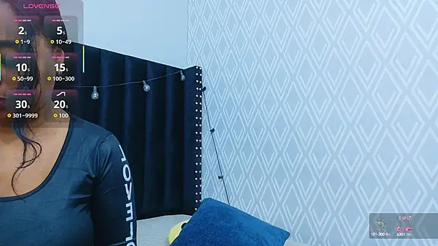 Snapshot of colombiamommy chatting on October 2025 02:40:02 PM colombiamommy online show from October 2025 02:40:02 PM