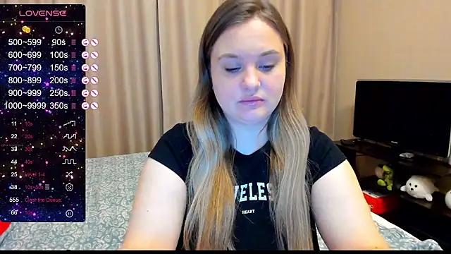 Snapshot of AlanaBrox chatting on December 2024 02:45:02 AM AlanaBrox online show from December 2024 02:45:02 AM