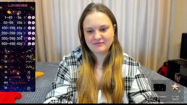 Snapshot of AlanaBrox chatting on January 2025 11:56:02 AM AlanaBrox online show from January 2025 11:56:02 AM