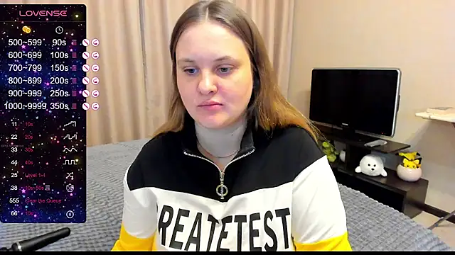 Snapshot of AlanaBrox chatting on February 2025 02:40:01 PM AlanaBrox online show from February 2025 02:40:01 PM