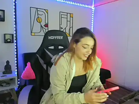 Snapshot of kay_marie chatting on December 2024 06:02:02 AM kay marie online show from December 2024 06:02:02 AM