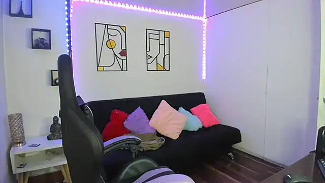 Snapshot of kay_marie chatting on January 2025 01:41:01 AM kay marie online show from January 2025 01:41:01 AM