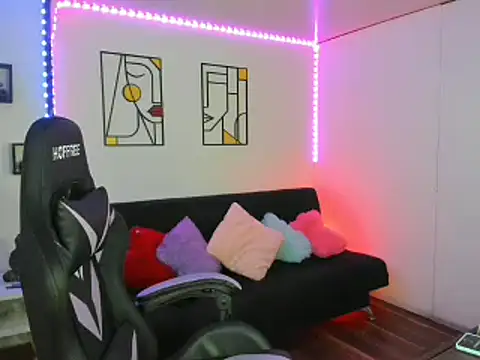 Snapshot of kay_marie chatting on January 2025 05:48:02 AM kay marie online show from January 2025 05:48:02 AM