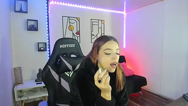 Snapshot of kay_marie chatting on January 2025 07:07:01 PM kay marie online show from January 2025 07:07:01 PM