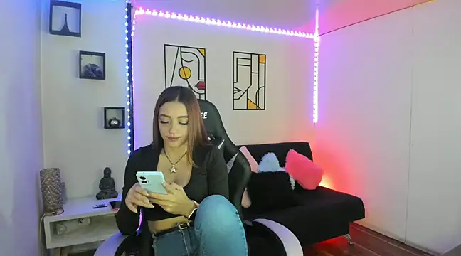 Snapshot of kay_marie chatting on February 2025 06:56:02 PM kay marie online show from February 2025 06:56:02 PM