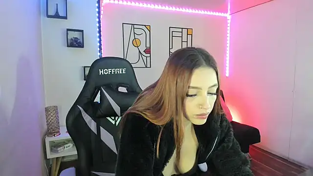 Snapshot of kay_marie chatting on February 2025 08:11:02 PM kay marie online show from February 2025 08:11:02 PM