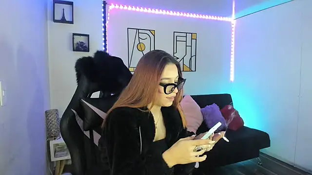 Snapshot of kay_marie chatting on February 2025 12:19:02 AM kay marie online show from February 2025 12:19:02 AM