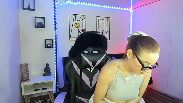 Snapshot of kay_marie chatting on March 2025 11:34:02 PM kay marie online show from March 2025 11:34:02 PM