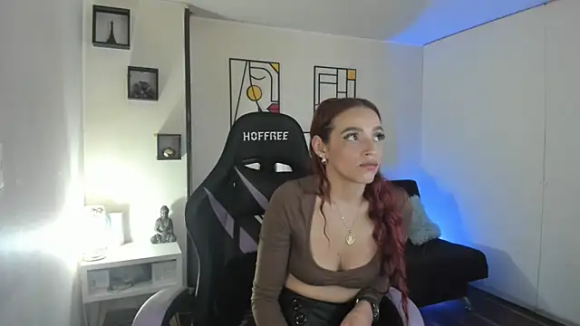 Snapshot of kay_marie chatting on October 2025 08:40:01 PM kay marie online show from October 2025 08:40:01 PM