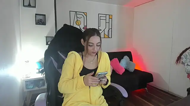 Snapshot of kay_marie chatting on October 2025 06:20:01 PM kay marie online show from October 2025 06:20:01 PM