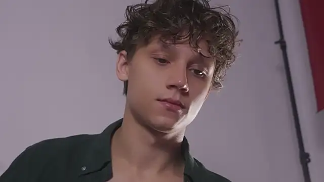 Snapshot of Nicky_neal chatting on September 2025 11:34:01 AM Nicky neal online show from September 2025 11:34:01 AM