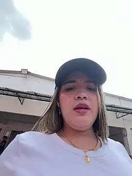 Snapshot of Sarita-candy chatting on July 2026 08:57:02 PM Sarita-candy online show from July 2026 08:57:02 PM