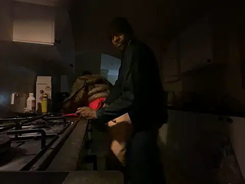 Snapshot of CuzzyB69 chatting on January 2025 10:51:01 PM CuzzyB69 online show from January 2025 10:51:01 PM