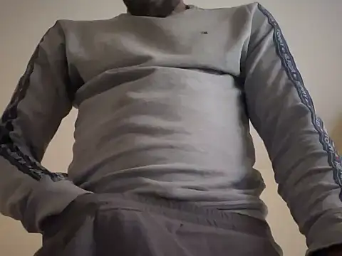 Snapshot of CuzzyB69 chatting on March 2025 12:02:02 PM CuzzyB69 online show from March 2025 12:02:02 PM