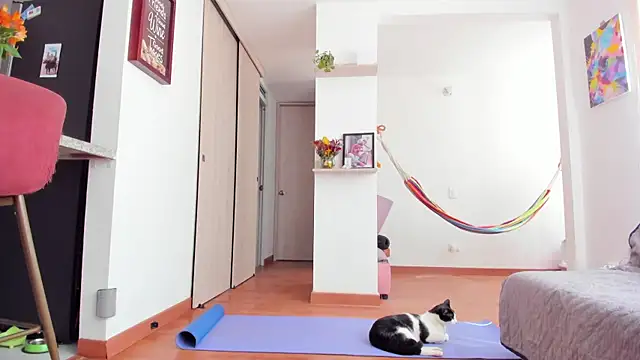 karlye 5 online show from January 2025 03:31:02 PM