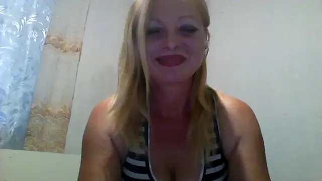 Lola 115 online show from June 2026 05:44:02 PM