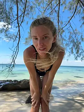 neighbours love online show from January 2025 06:35:02 AM