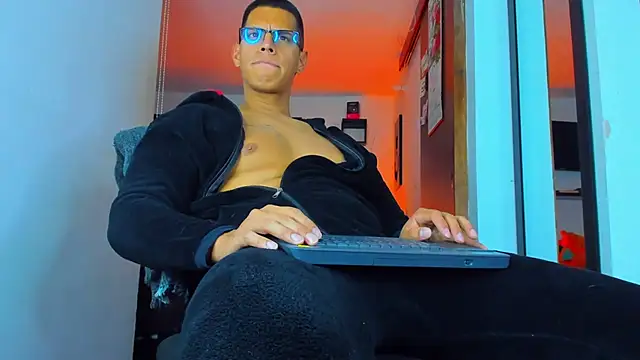  John Boy  online show from December 2025 01:11:01 AM