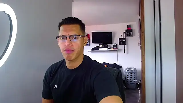  John Boy  online show from April 2026 07:14:01 PM