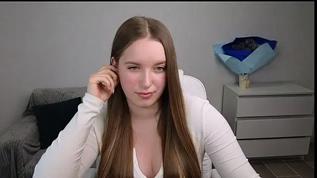 EvaMaddison online show from February 2025 06:20:02 PM