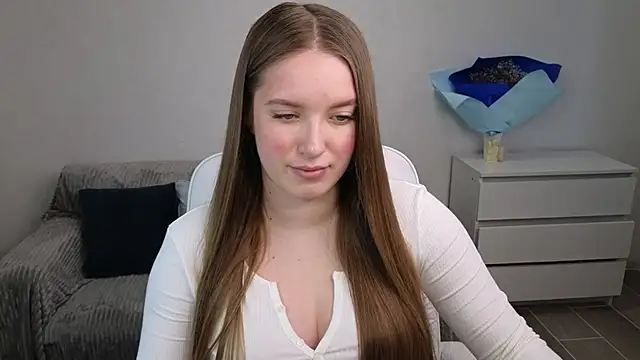 EvaMaddison online show from February 2025 06:01:02 AM