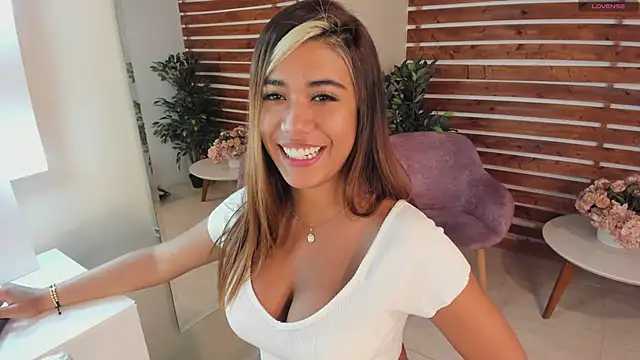  MeganRain online show from February 2025 05:09:02 AM