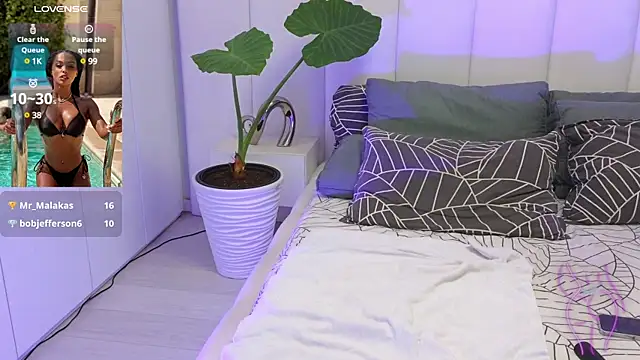 KimiBrown online show from December 2024 08:30:02 AM