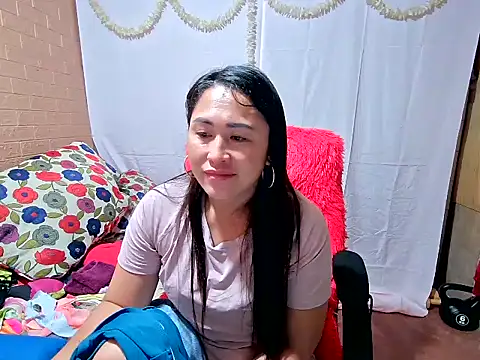 M e c e l online show from February 2025 03:40:01 PM