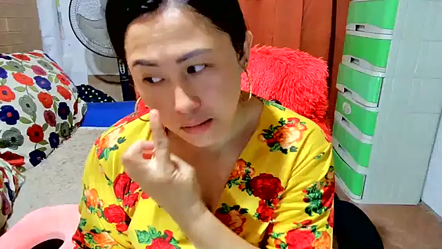 M e c e l online show from September 2025 09:48:02 PM