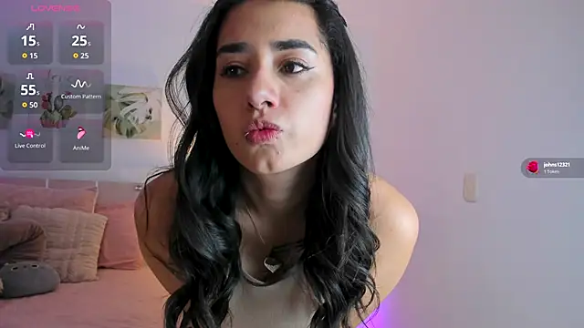 annadu011 online show from November 2025 02:27:02 PM