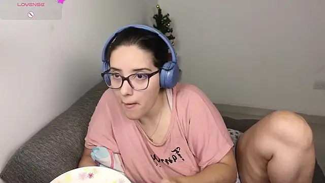 blue  moon  online show from December 2025 02:20:02 AM