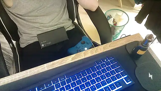 AlexEtSonSexe36 online show from February 2025 02:18:01 PM