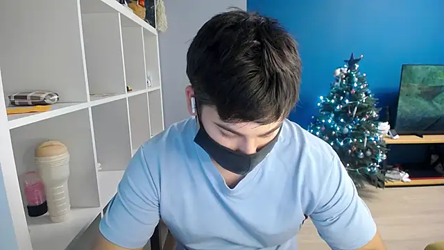 Tomguys online show from January 2025 08:04:01 PM