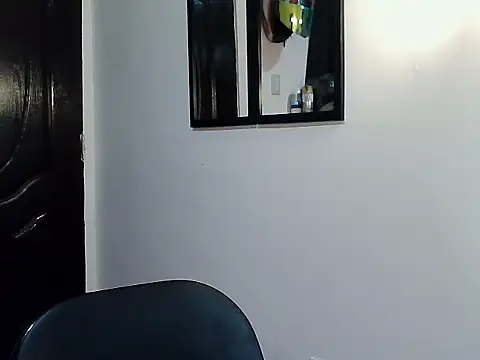 alfonsoasiancutie online show from December 2025 11:17:01 AM