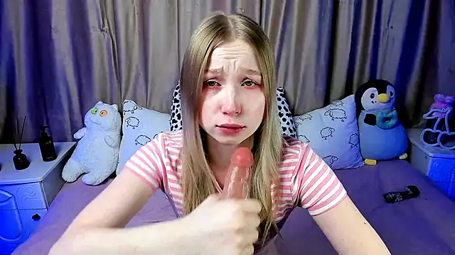 Snapshot of LilyStarlight chatting on January 2025 04:12:01 AM LilyStarlight online show from January 2025 04:12:01 AM