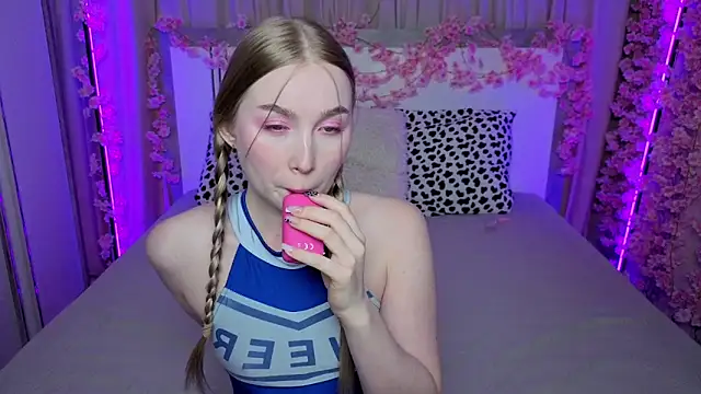 Snapshot of LilyStarlight chatting on May 2026 03:23:02 AM LilyStarlight online show from May 2026 03:23:02 AM