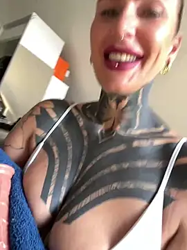 InkedBiitch online show from April 2026 06:11:02 AM