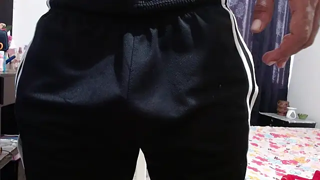 hot and naughty latin online show from September 2025 05:03:02 PM