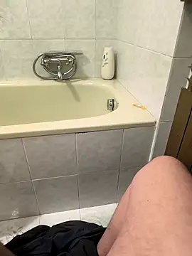 manuel9428 online show from April 2026 12:18:02 PM