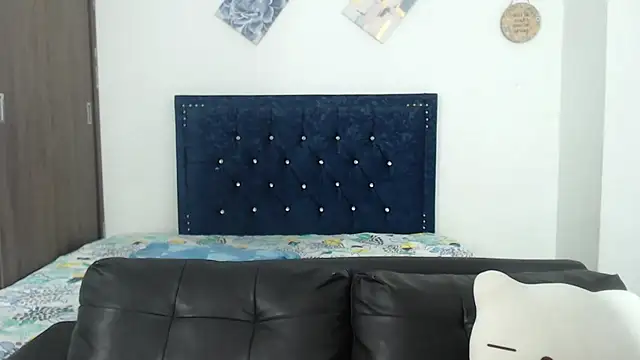 QueenSquirt  online show from March 2025 08:04:01 PM