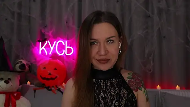  LadyMargo  online show from October 2025 10:23:02 PM