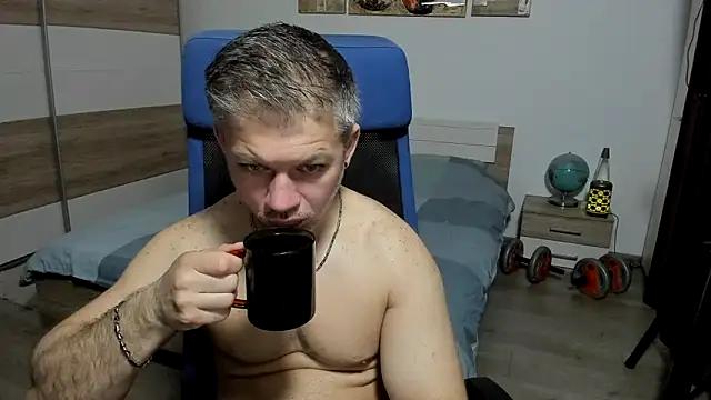 RobbyShawz online show from April 2026 04:45:02 AM