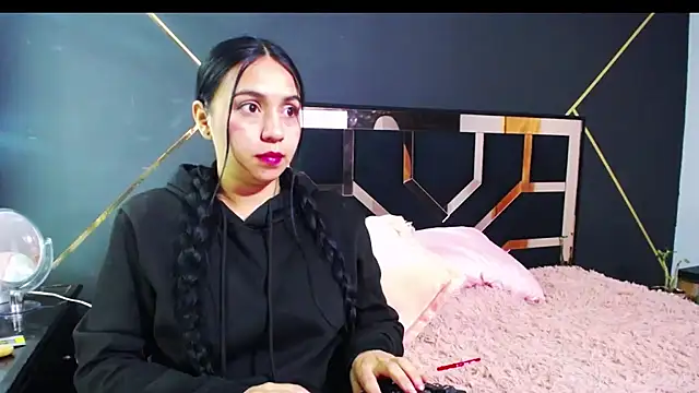 Snapshot of Lorena__ chatting on February 2025 12:03:01 AM Lorena online show from February 2025 12:03:01 AM