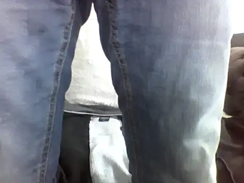 Snapshot of Cezar993 chatting on February 2025 06:41:01 AM Cezar993 online show from February 2025 06:41:01 AM